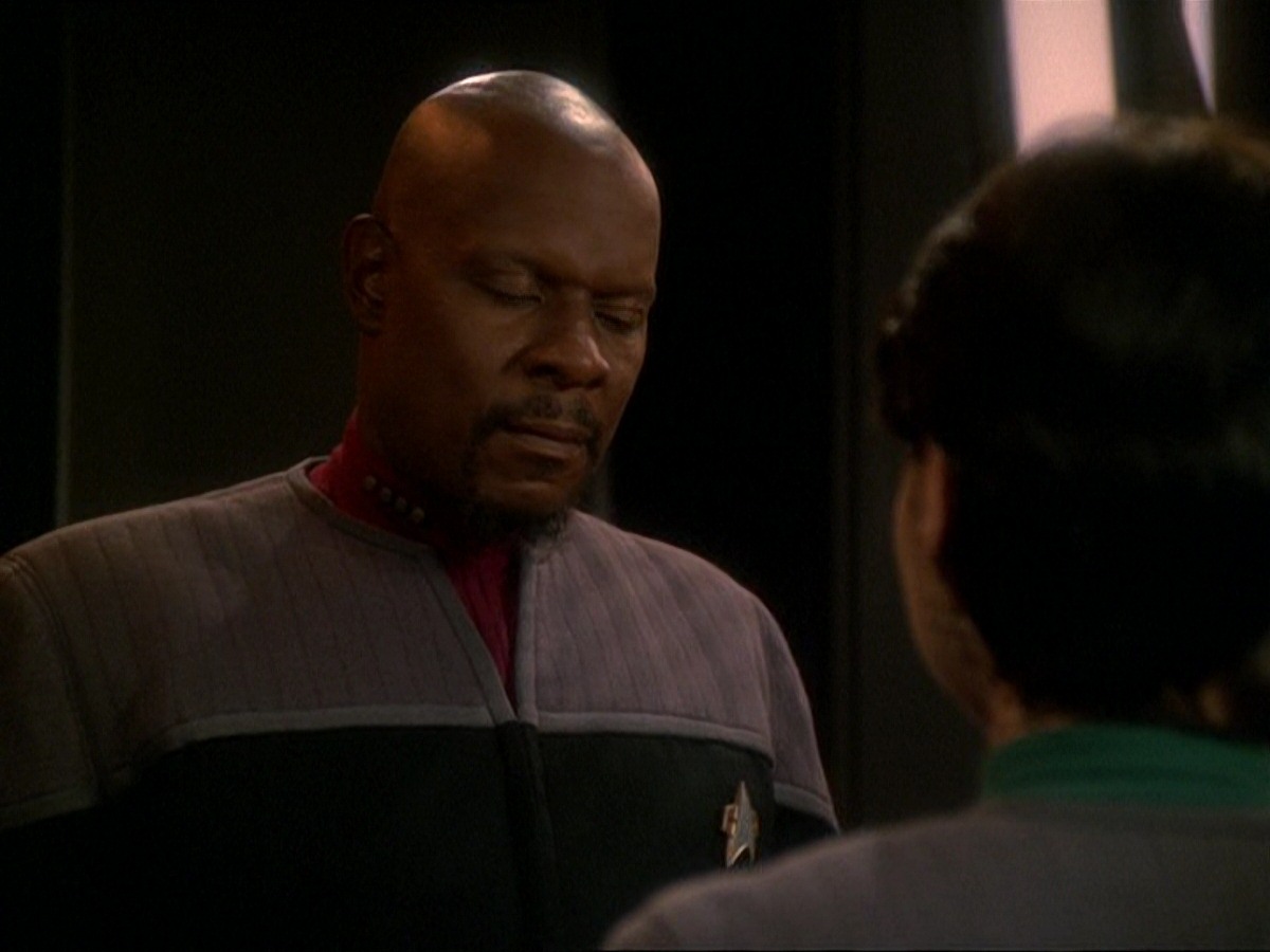 extant_StarTrek_DS9_7x03-Afterimage_1881.jpg