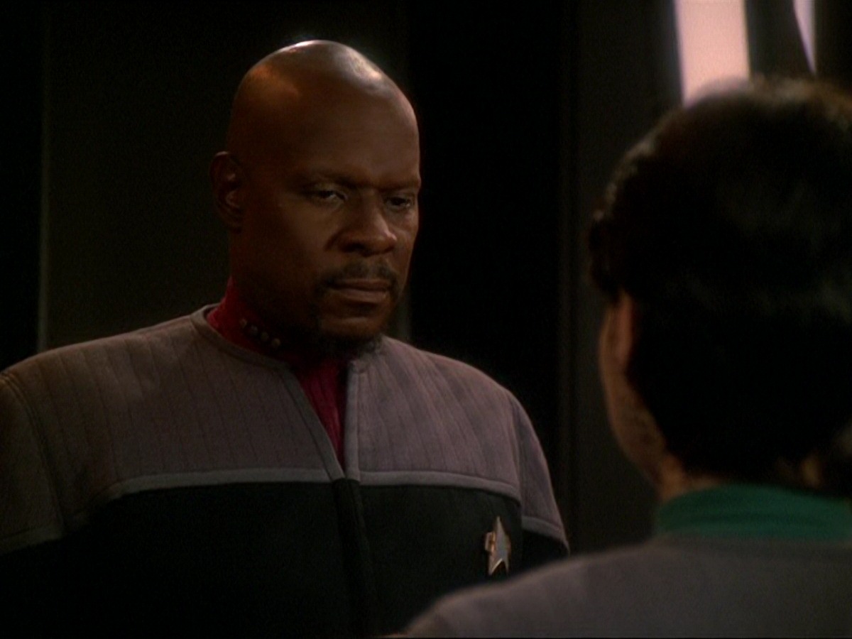extant_StarTrek_DS9_7x03-Afterimage_1884.jpg