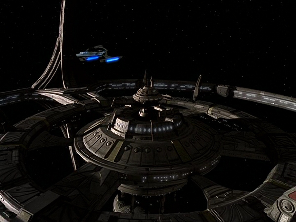 extant_StarTrek_DS9_7x03-Afterimage_1901.jpg