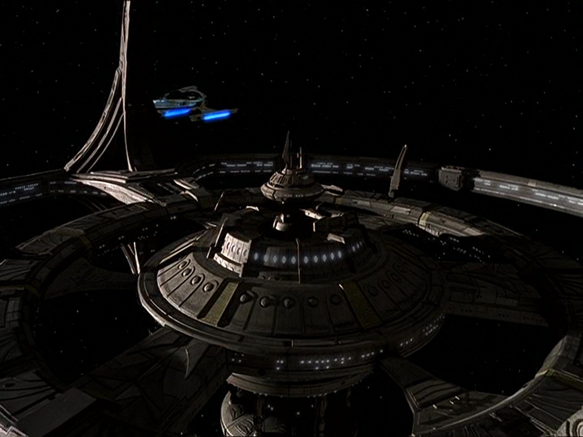 extant_StarTrek_DS9_7x03-Afterimage_1902.jpg