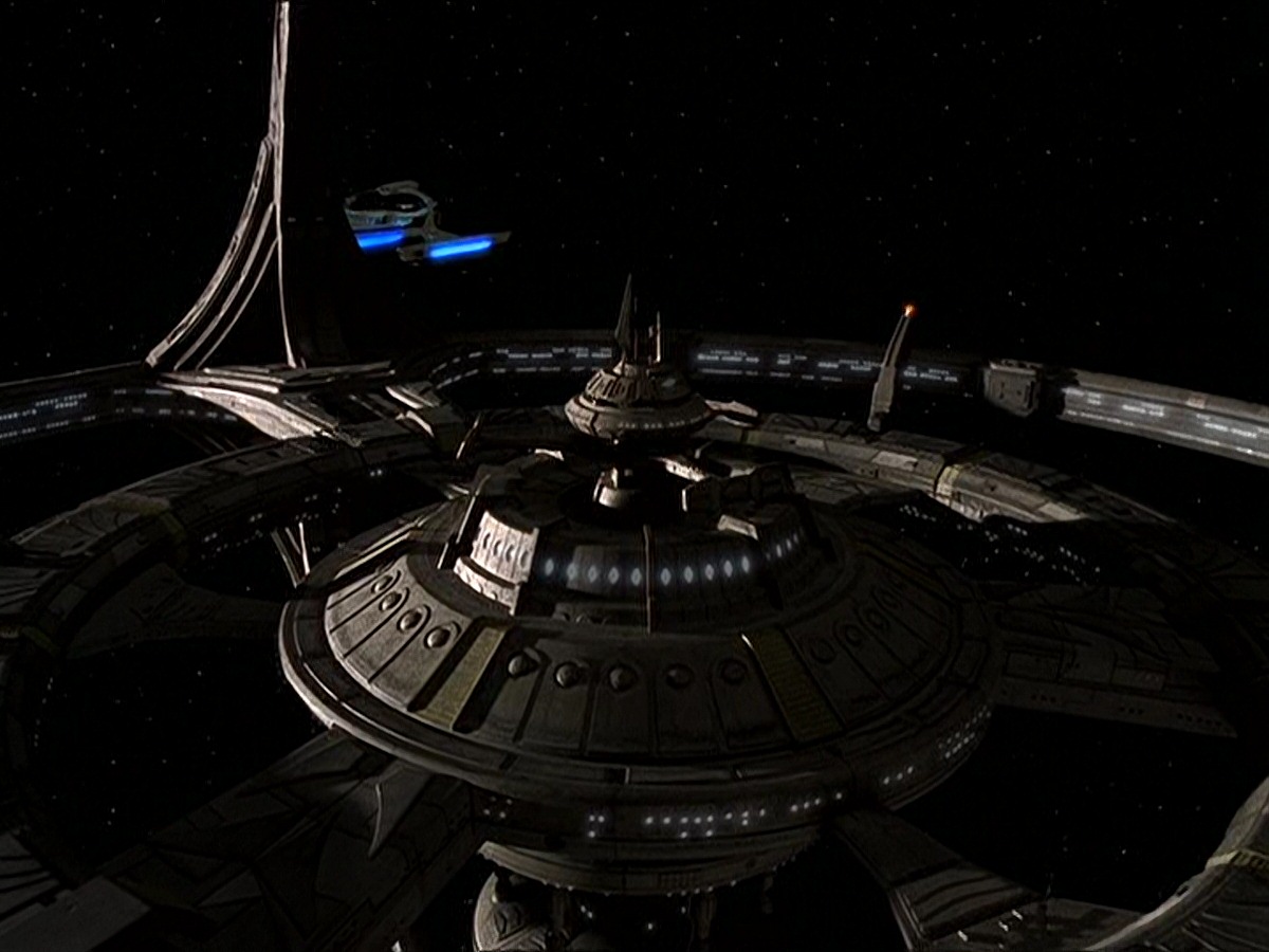 extant_StarTrek_DS9_7x03-Afterimage_1903.jpg