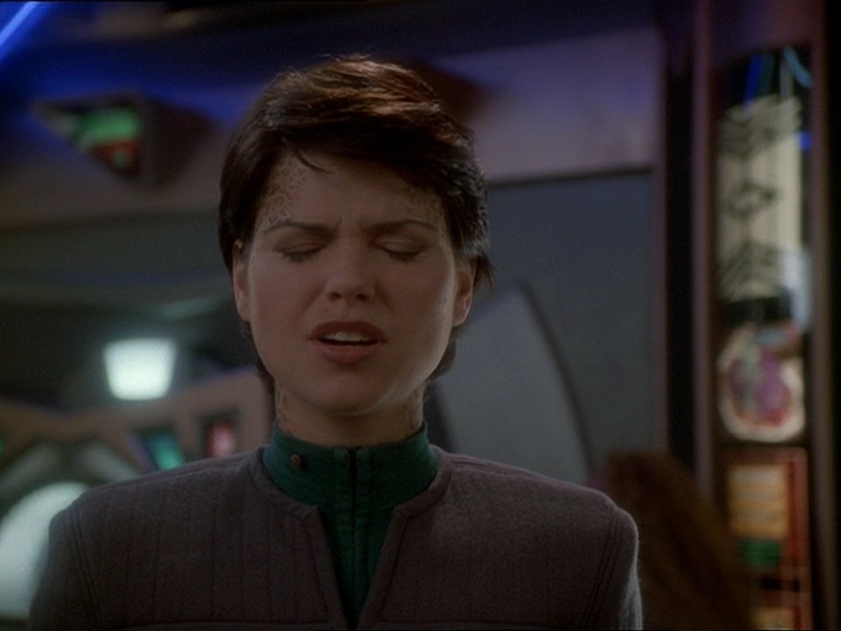 extant_StarTrek_DS9_7x03-Afterimage_1916.jpg