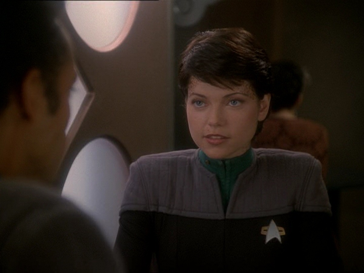 extant_StarTrek_DS9_7x03-Afterimage_1964.jpg