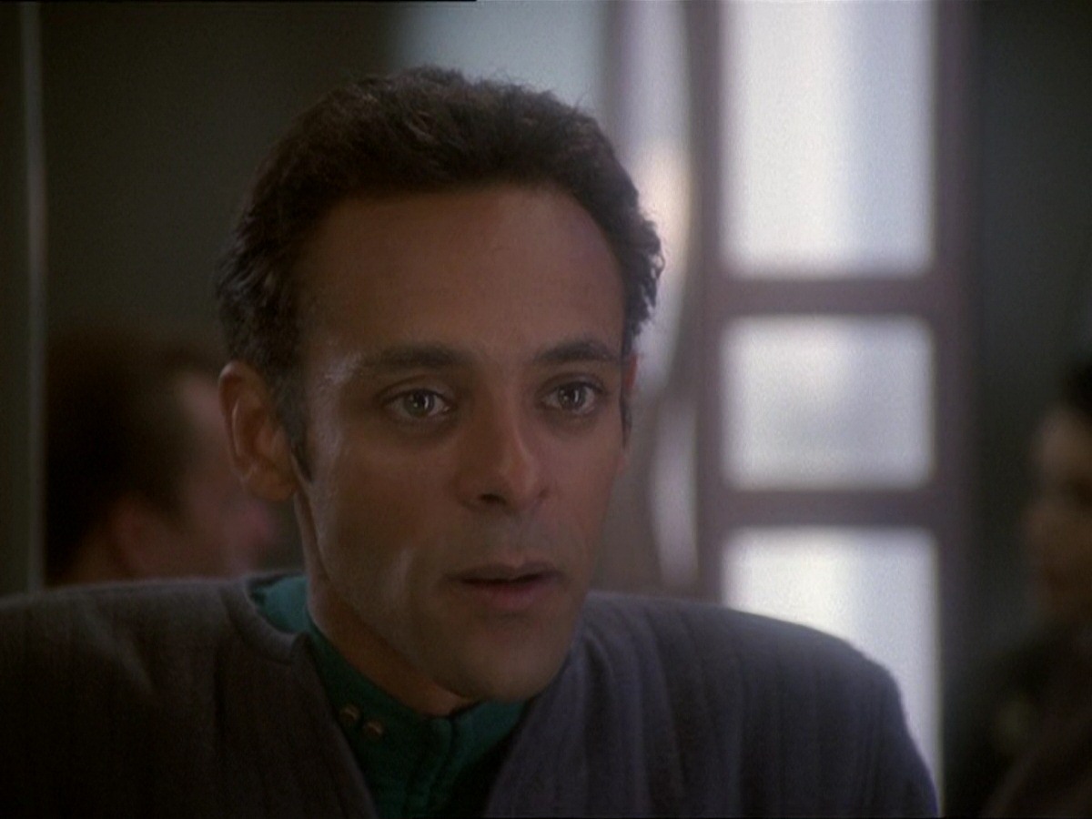extant_StarTrek_DS9_7x03-Afterimage_1980.jpg