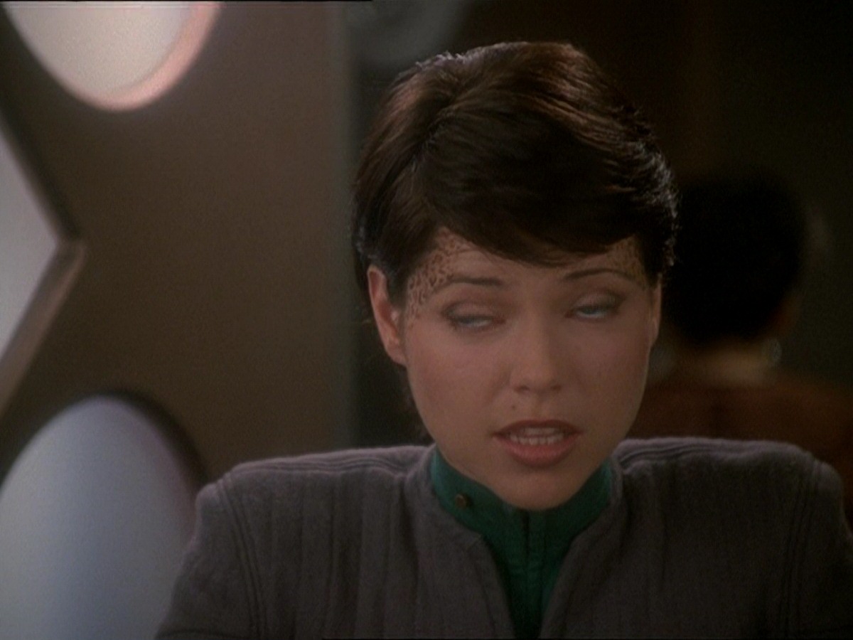 extant_StarTrek_DS9_7x03-Afterimage_1981.jpg