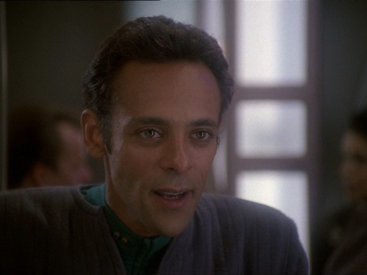 extant_StarTrek_DS9_7x03-Afterimage_1991.jpg