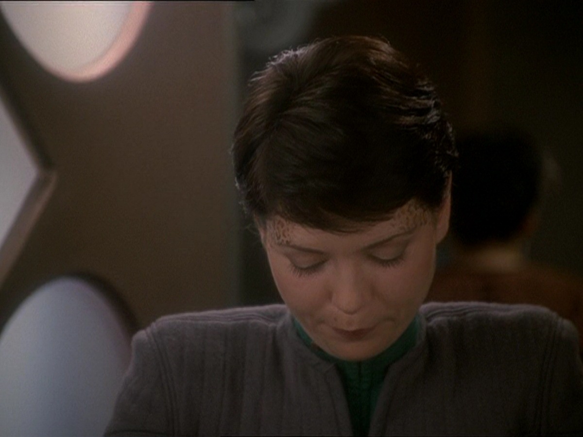 extant_StarTrek_DS9_7x03-Afterimage_1995.jpg