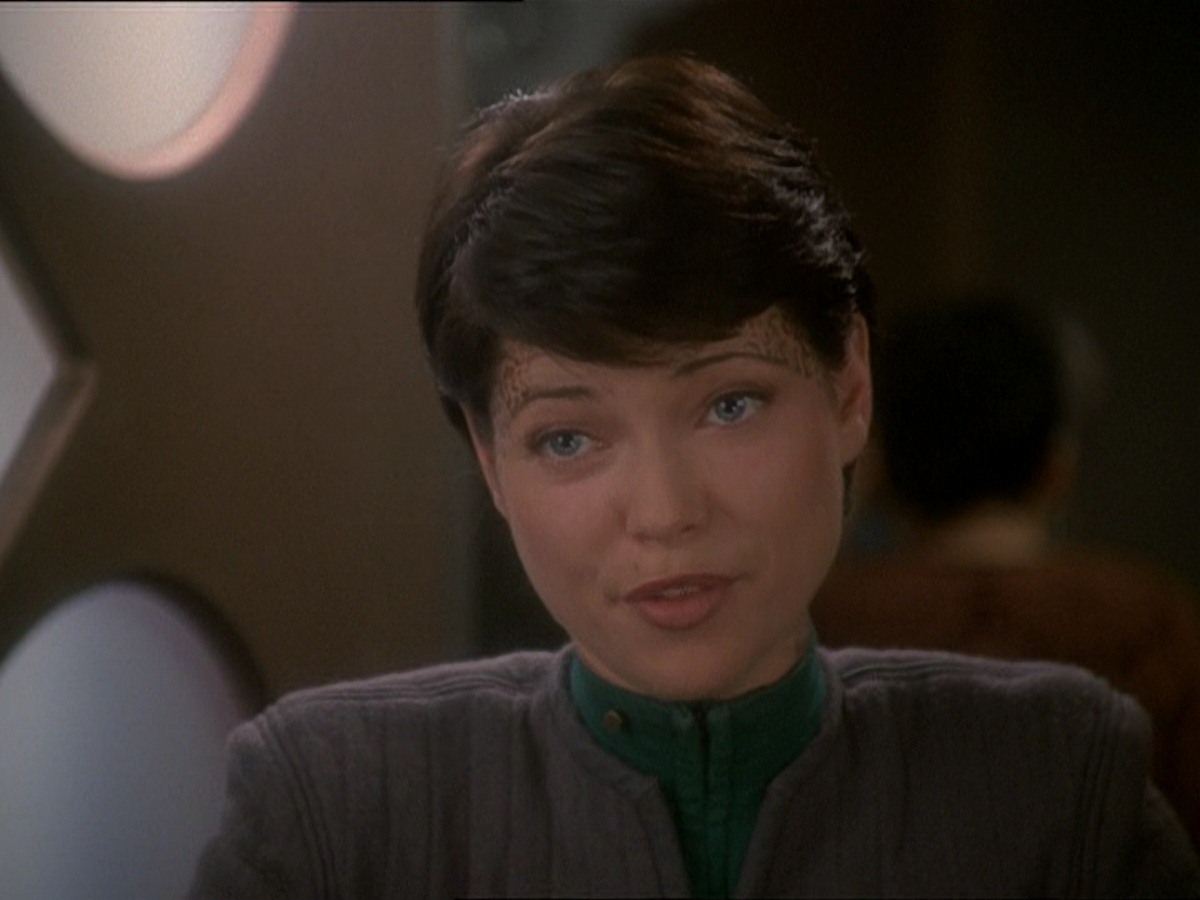 extant_StarTrek_DS9_7x03-Afterimage_2009.jpg