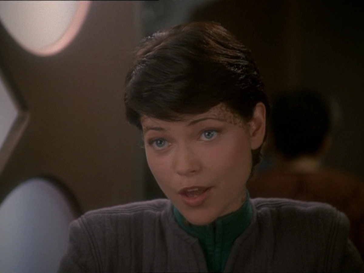 extant_StarTrek_DS9_7x03-Afterimage_2027.jpg