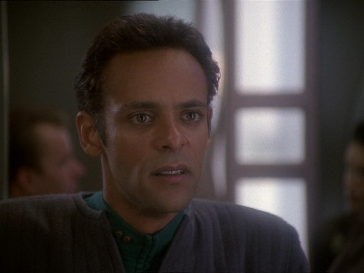 extant_StarTrek_DS9_7x03-Afterimage_2050.jpg