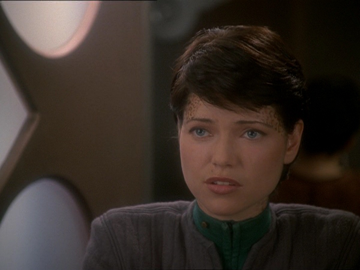 extant_StarTrek_DS9_7x03-Afterimage_2064.jpg