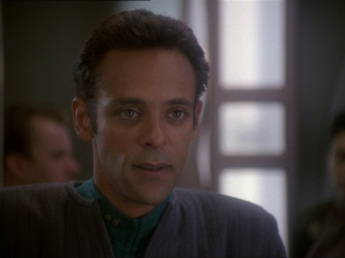 extant_StarTrek_DS9_7x03-Afterimage_2067.jpg