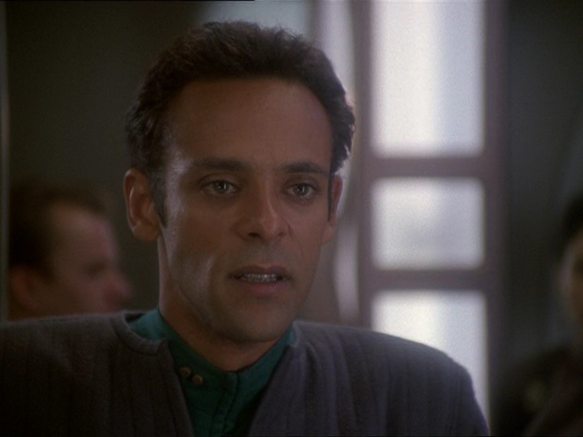 extant_StarTrek_DS9_7x03-Afterimage_2074.jpg