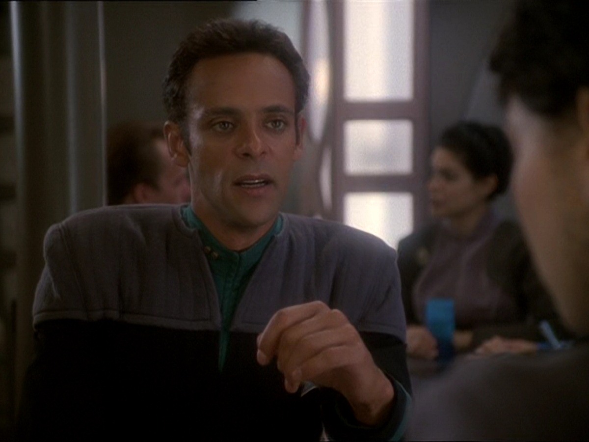 extant_StarTrek_DS9_7x03-Afterimage_2098.jpg