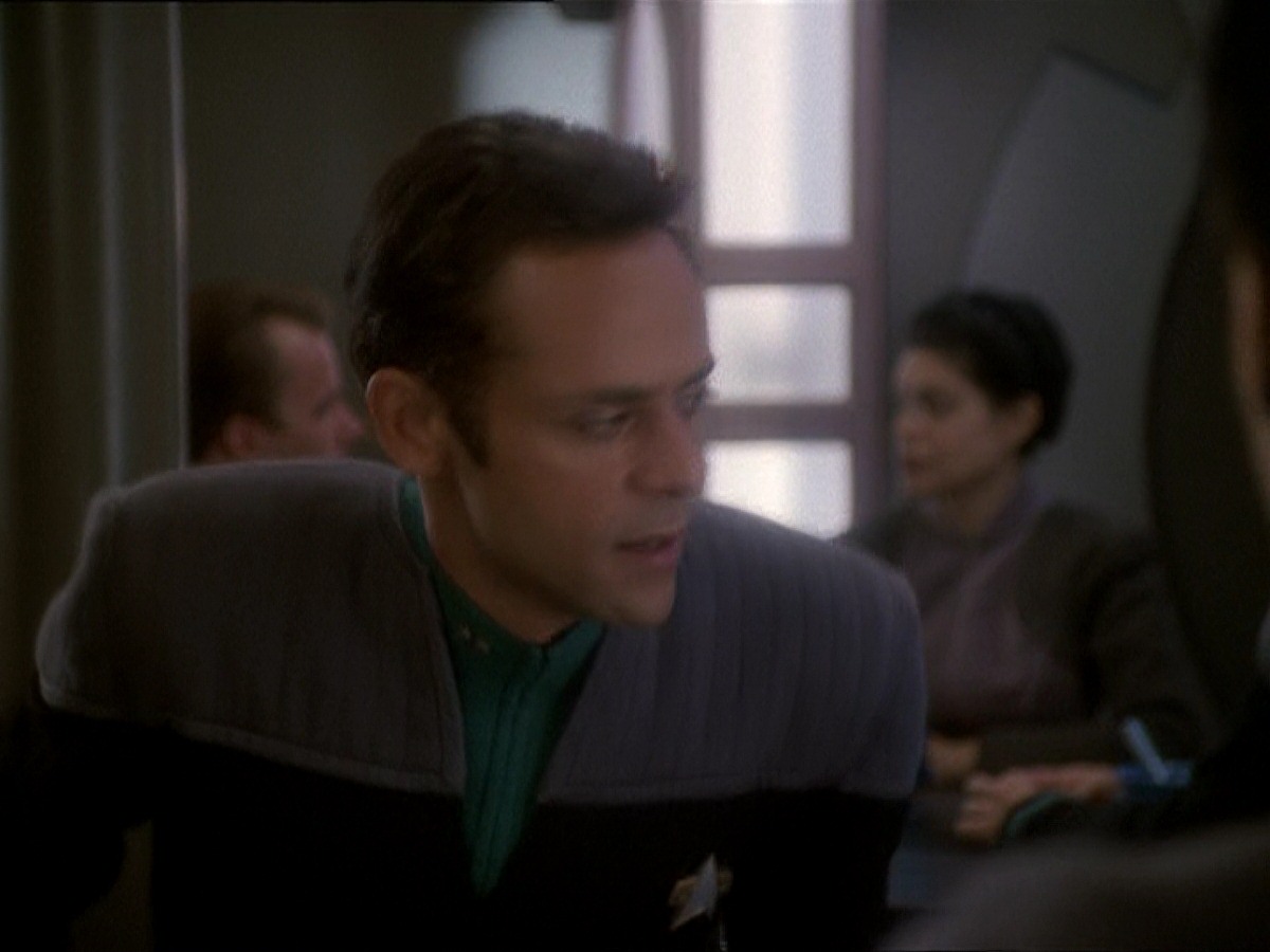 extant_StarTrek_DS9_7x03-Afterimage_2106.jpg