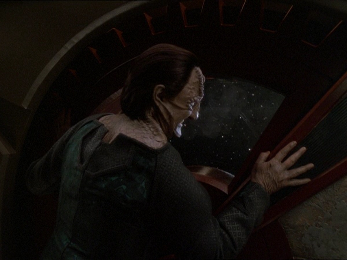 extant_StarTrek_DS9_7x03-Afterimage_2123.jpg