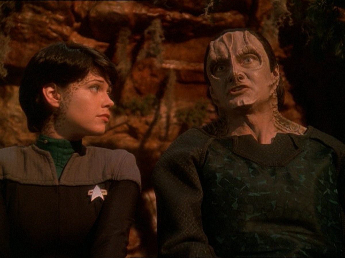 extant_StarTrek_DS9_7x03-Afterimage_2233.jpg