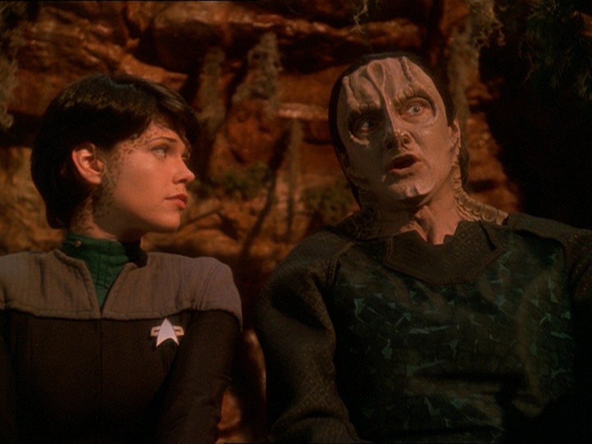 extant_StarTrek_DS9_7x03-Afterimage_2234.jpg