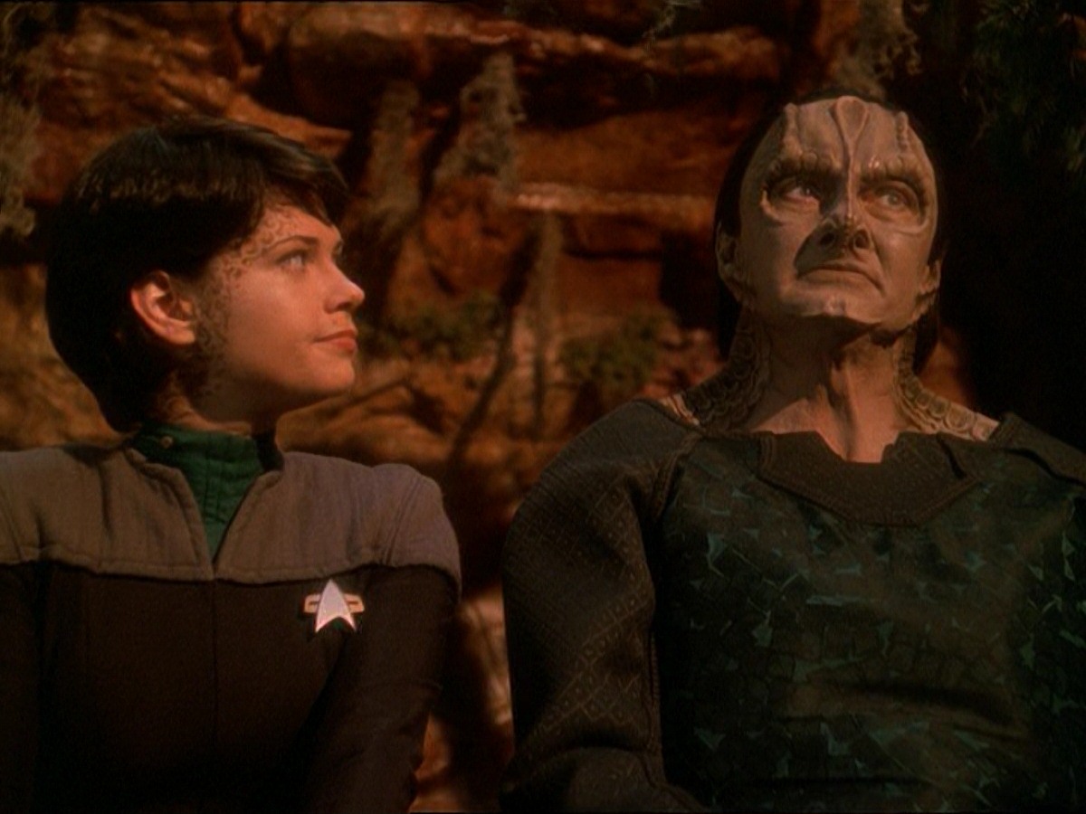 extant_StarTrek_DS9_7x03-Afterimage_2264.jpg