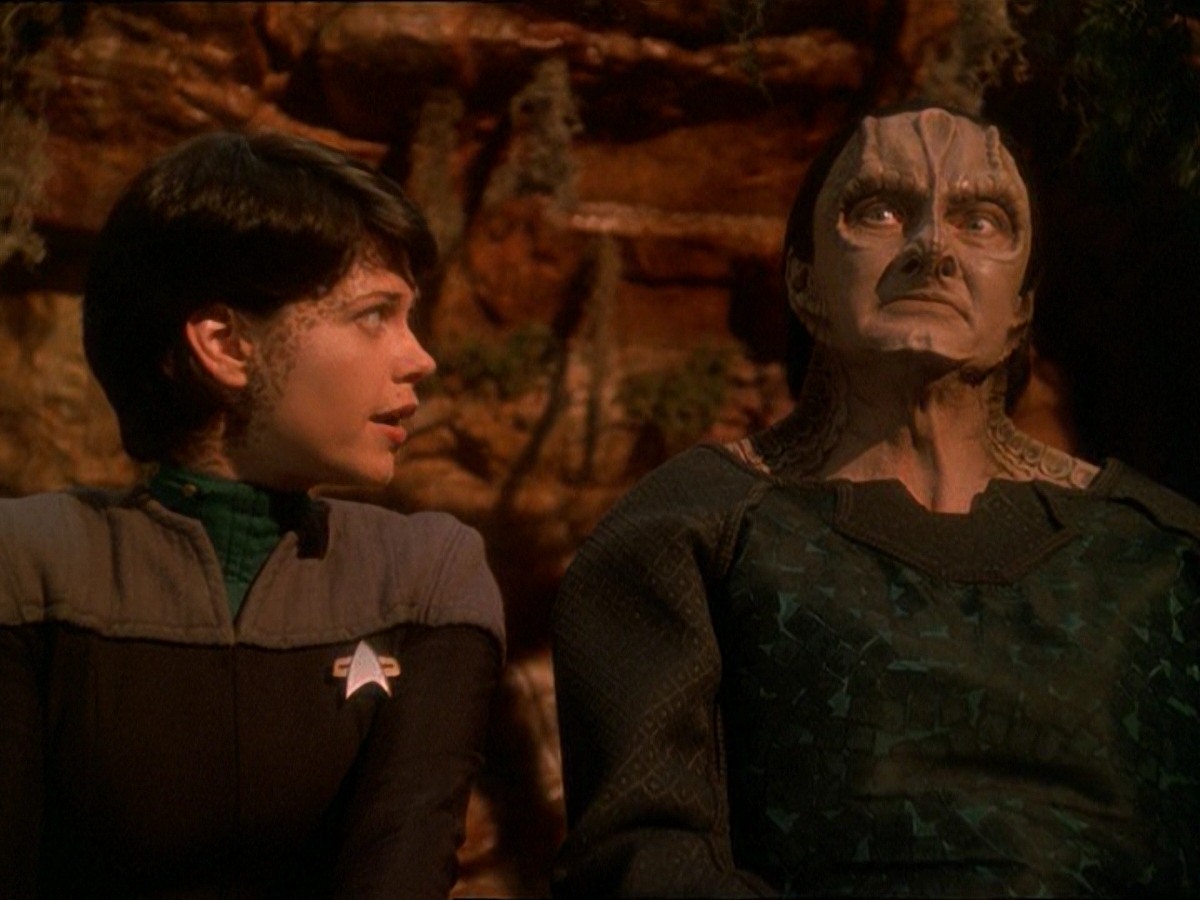 extant_StarTrek_DS9_7x03-Afterimage_2266.jpg
