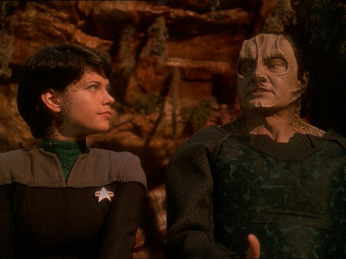 extant_StarTrek_DS9_7x03-Afterimage_2278.jpg