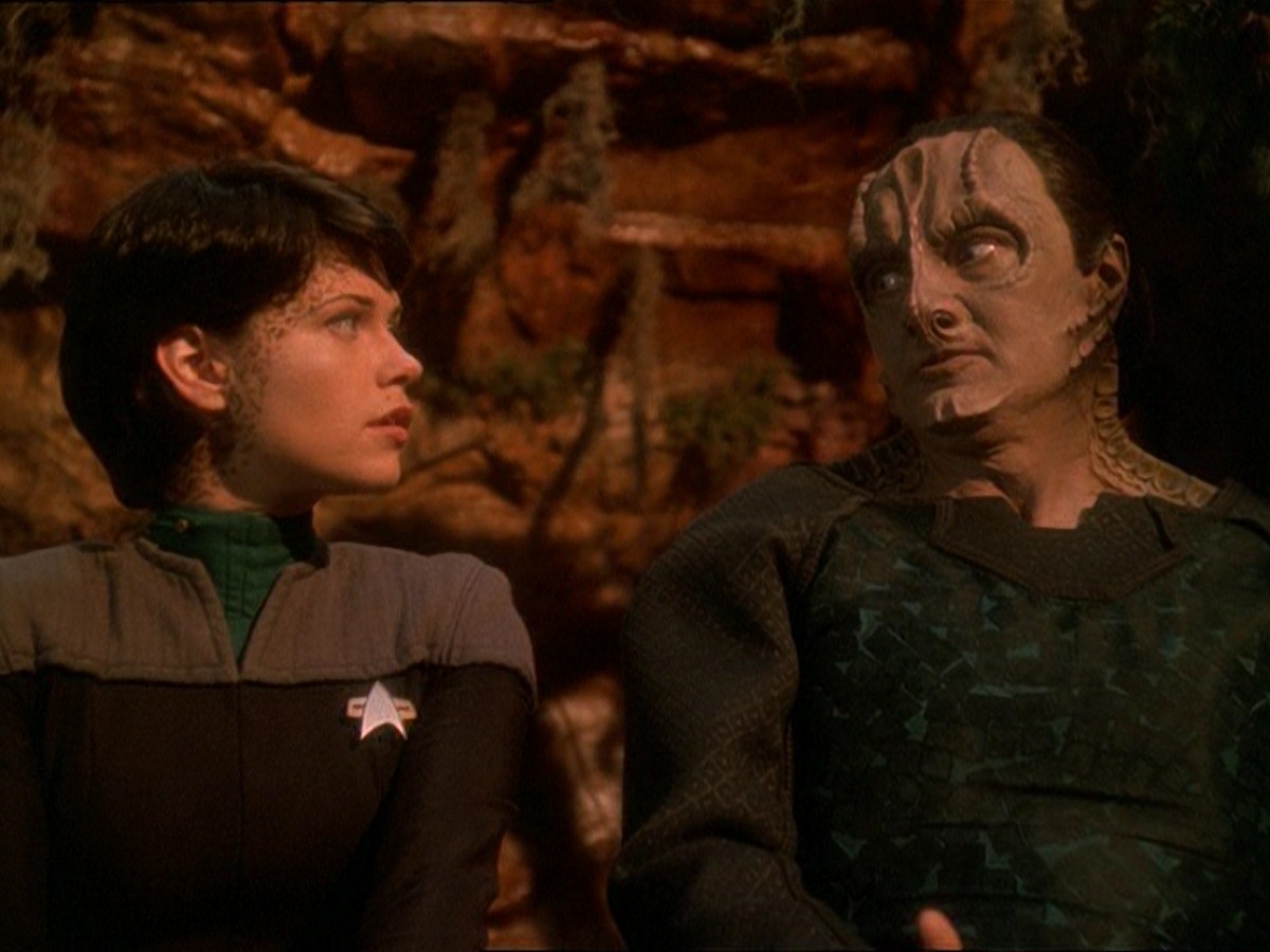 extant_StarTrek_DS9_7x03-Afterimage_2281.jpg