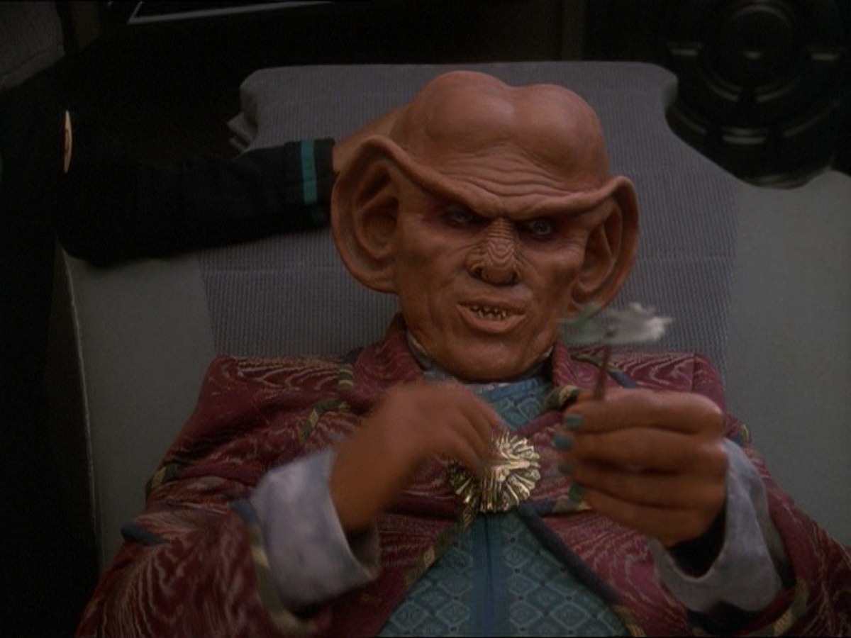 extant_StarTrek_DS9_7x03-Afterimage_2331.jpg