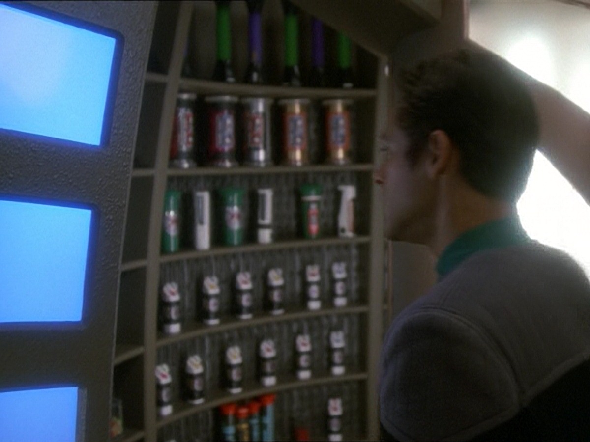 extant_StarTrek_DS9_7x03-Afterimage_2345.jpg