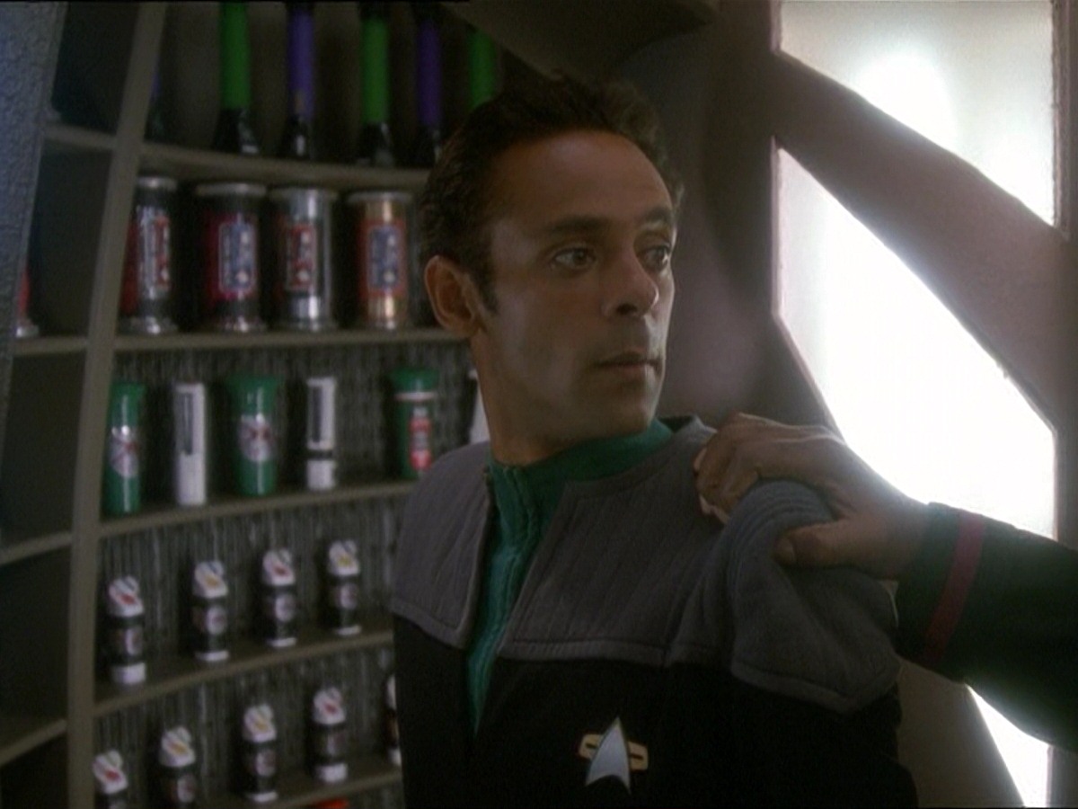 extant_StarTrek_DS9_7x03-Afterimage_2354.jpg