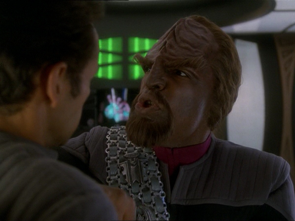 extant_StarTrek_DS9_7x03-Afterimage_2372.jpg