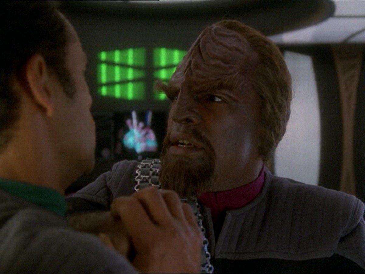 extant_StarTrek_DS9_7x03-Afterimage_2393.jpg