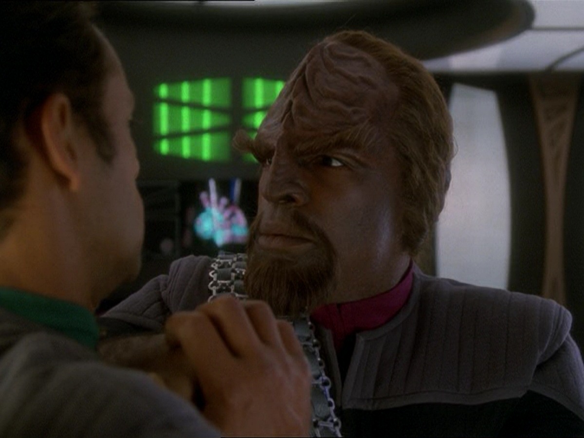 extant_StarTrek_DS9_7x03-Afterimage_2399.jpg