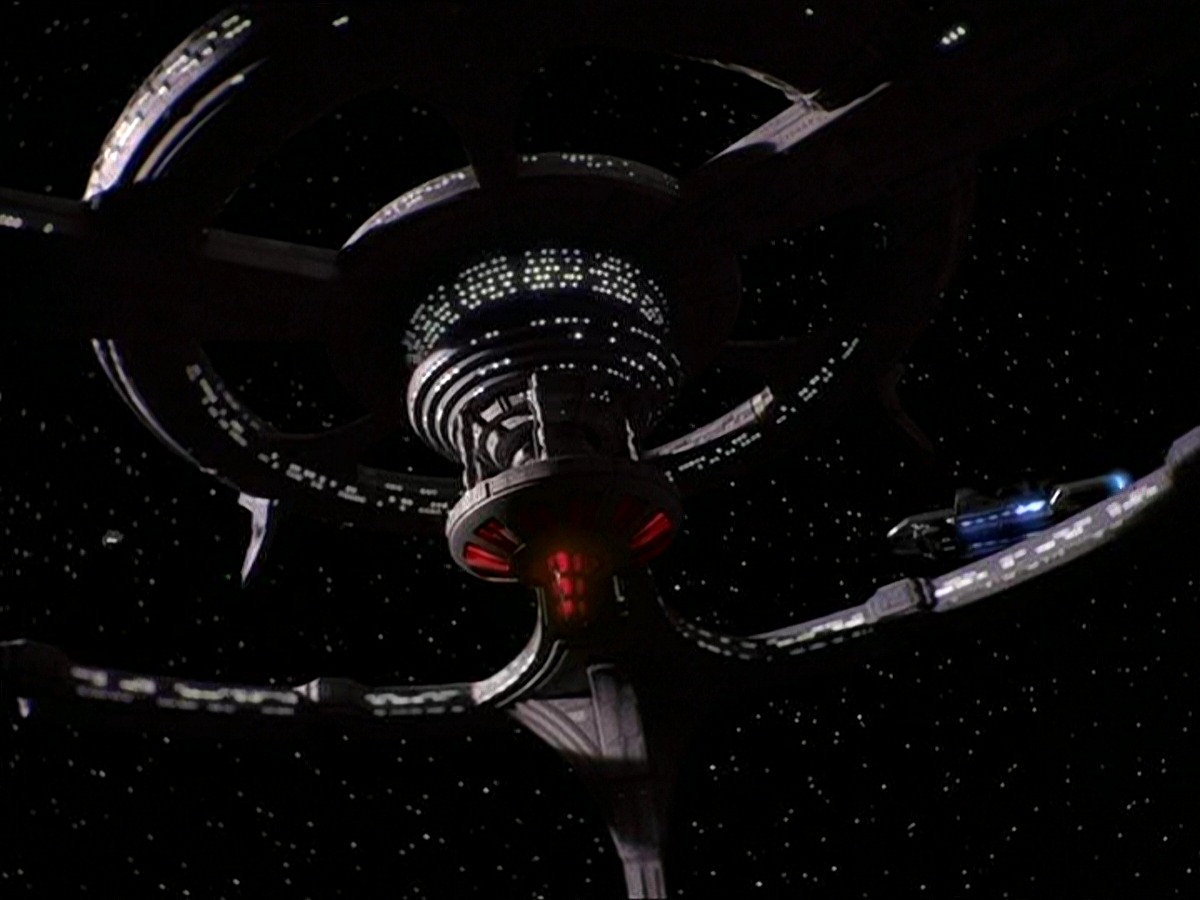 extant_StarTrek_DS9_7x03-Afterimage_2421.jpg