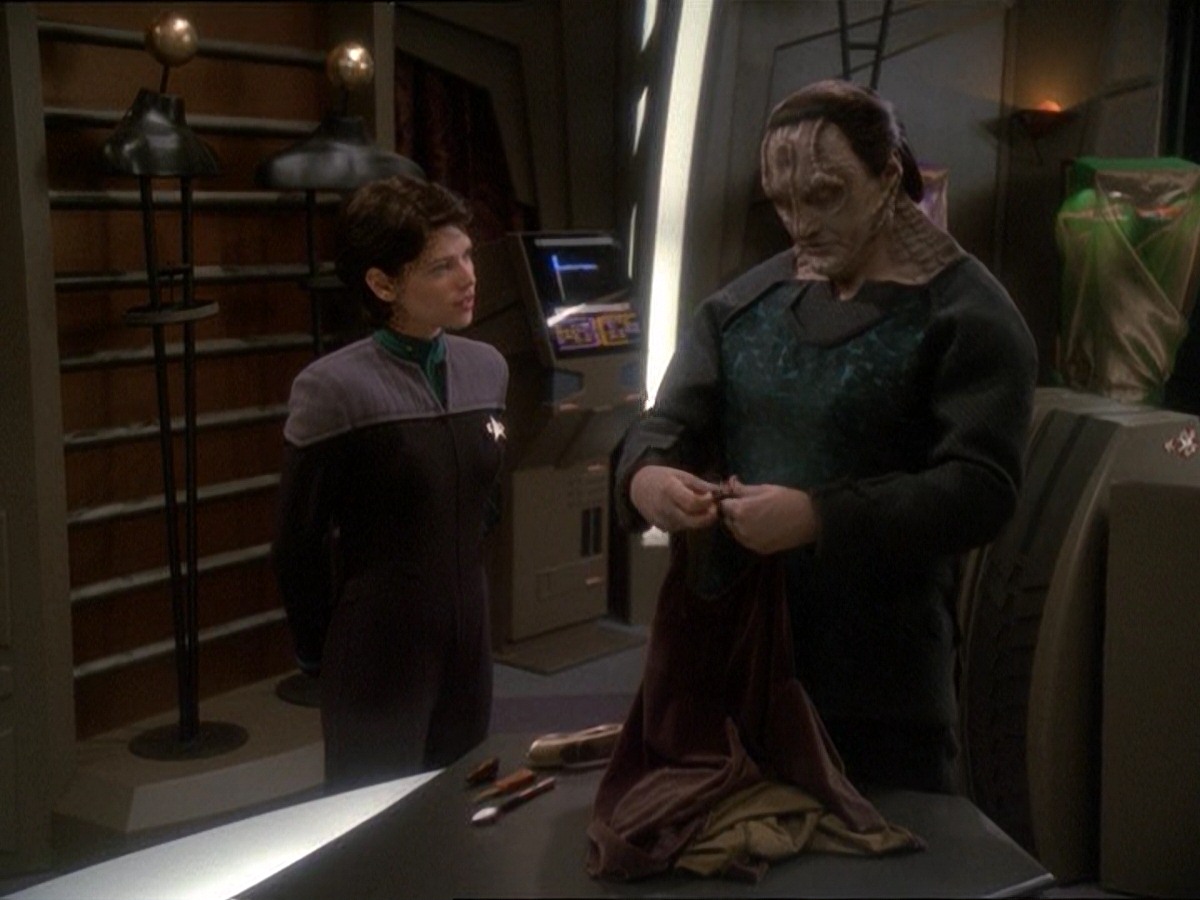 extant_StarTrek_DS9_7x03-Afterimage_2454.jpg