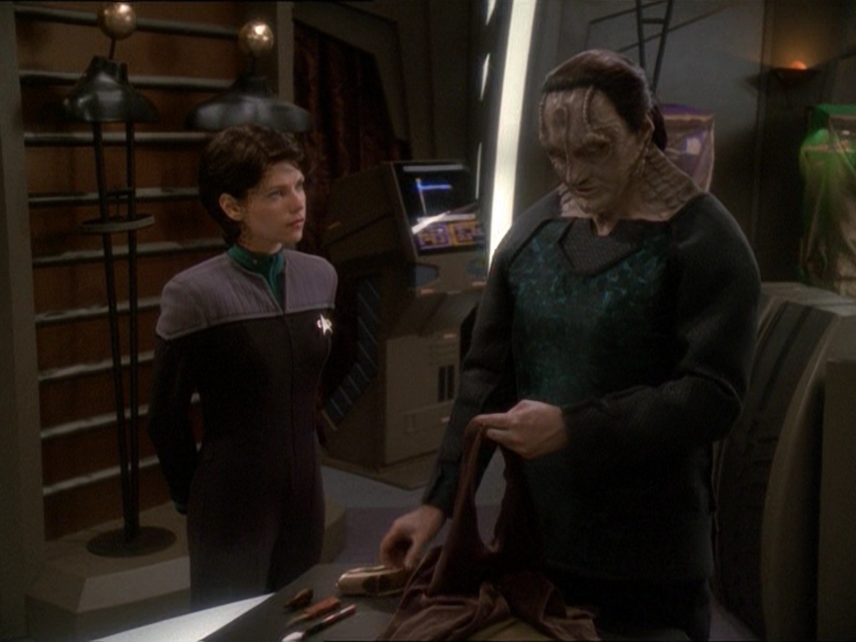 extant_StarTrek_DS9_7x03-Afterimage_2458.jpg