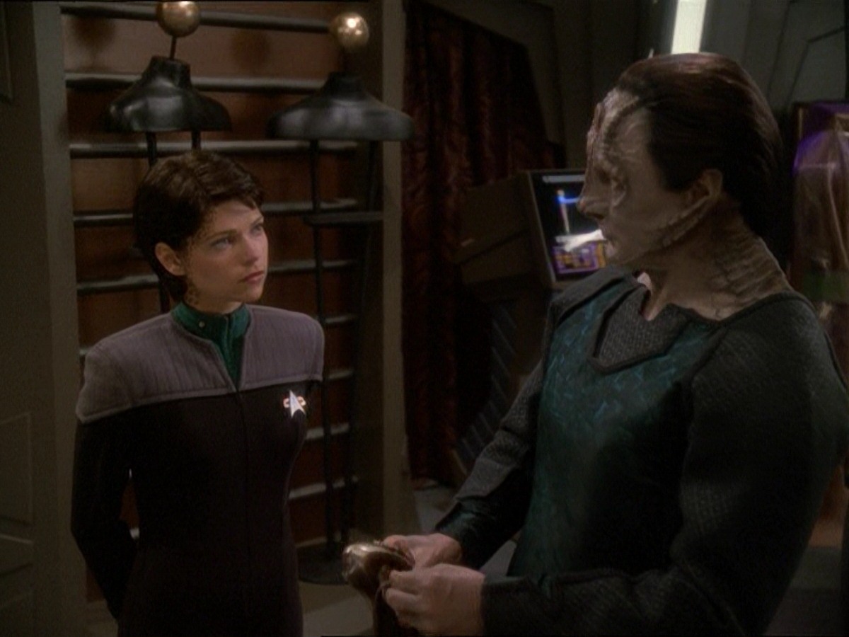 extant_StarTrek_DS9_7x03-Afterimage_2465.jpg