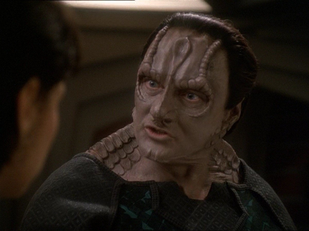 extant_StarTrek_DS9_7x03-Afterimage_2520.jpg
