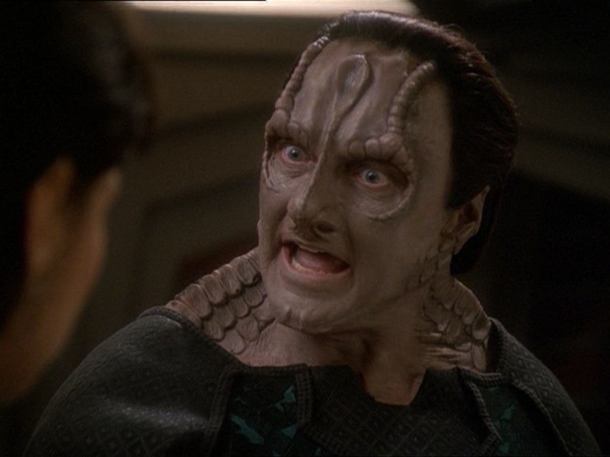 extant_StarTrek_DS9_7x03-Afterimage_2522.jpg