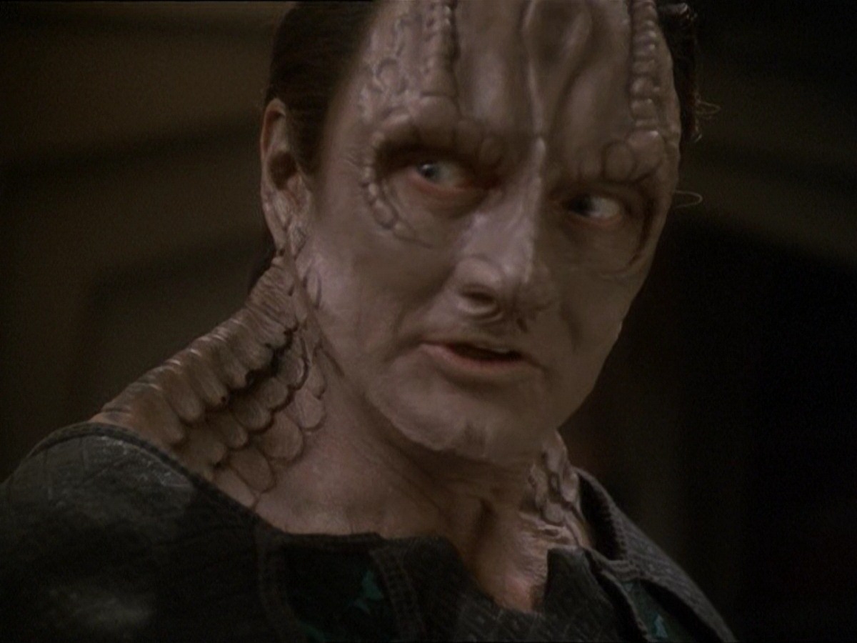 extant_StarTrek_DS9_7x03-Afterimage_2534.jpg