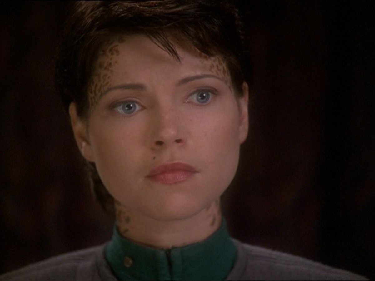 extant_StarTrek_DS9_7x03-Afterimage_2588.jpg