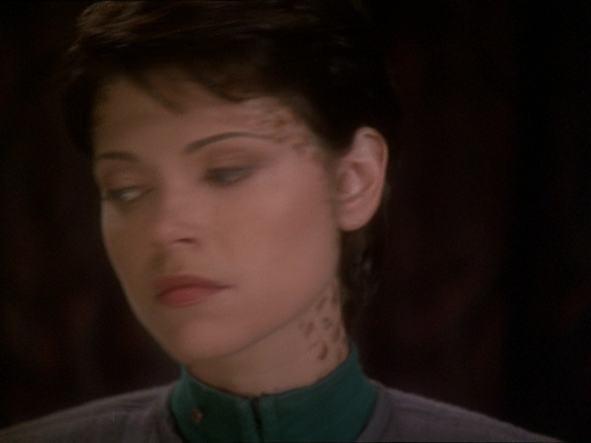 extant_StarTrek_DS9_7x03-Afterimage_2589.jpg