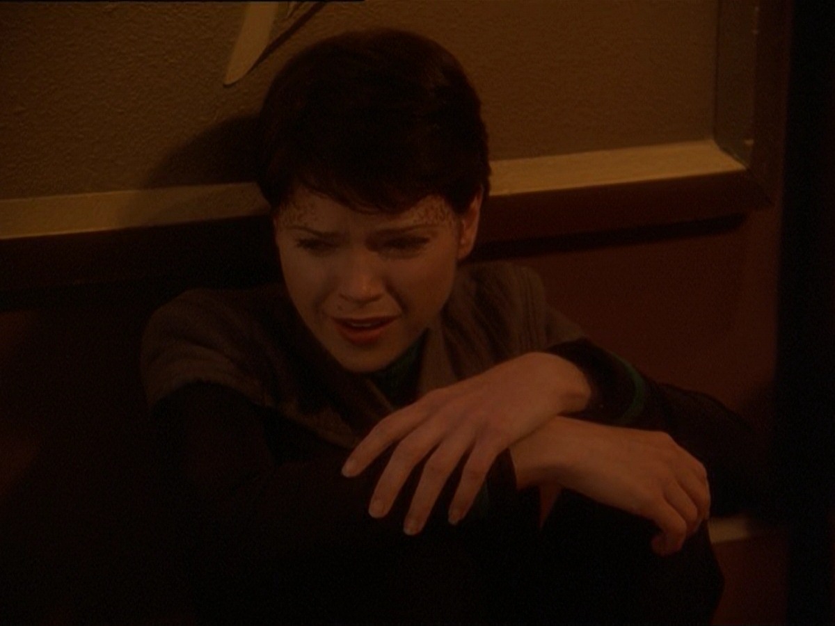 extant_StarTrek_DS9_7x03-Afterimage_2643.jpg
