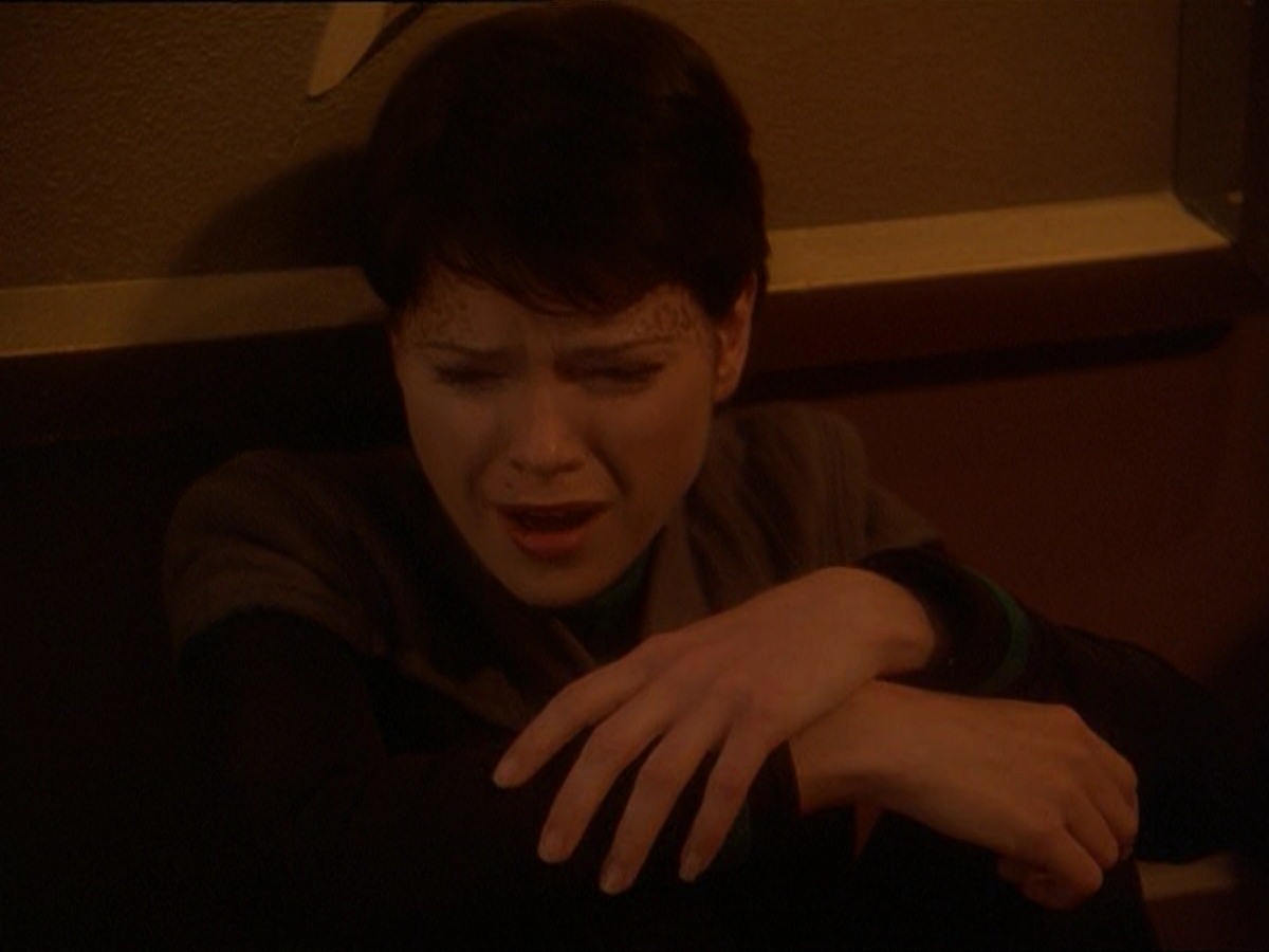 extant_StarTrek_DS9_7x03-Afterimage_2646.jpg