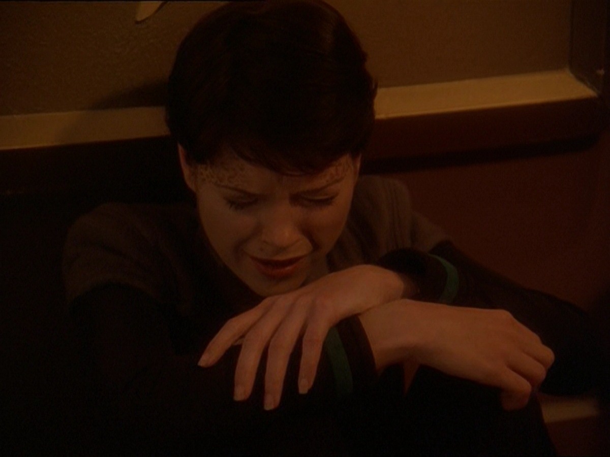 extant_StarTrek_DS9_7x03-Afterimage_2647.jpg