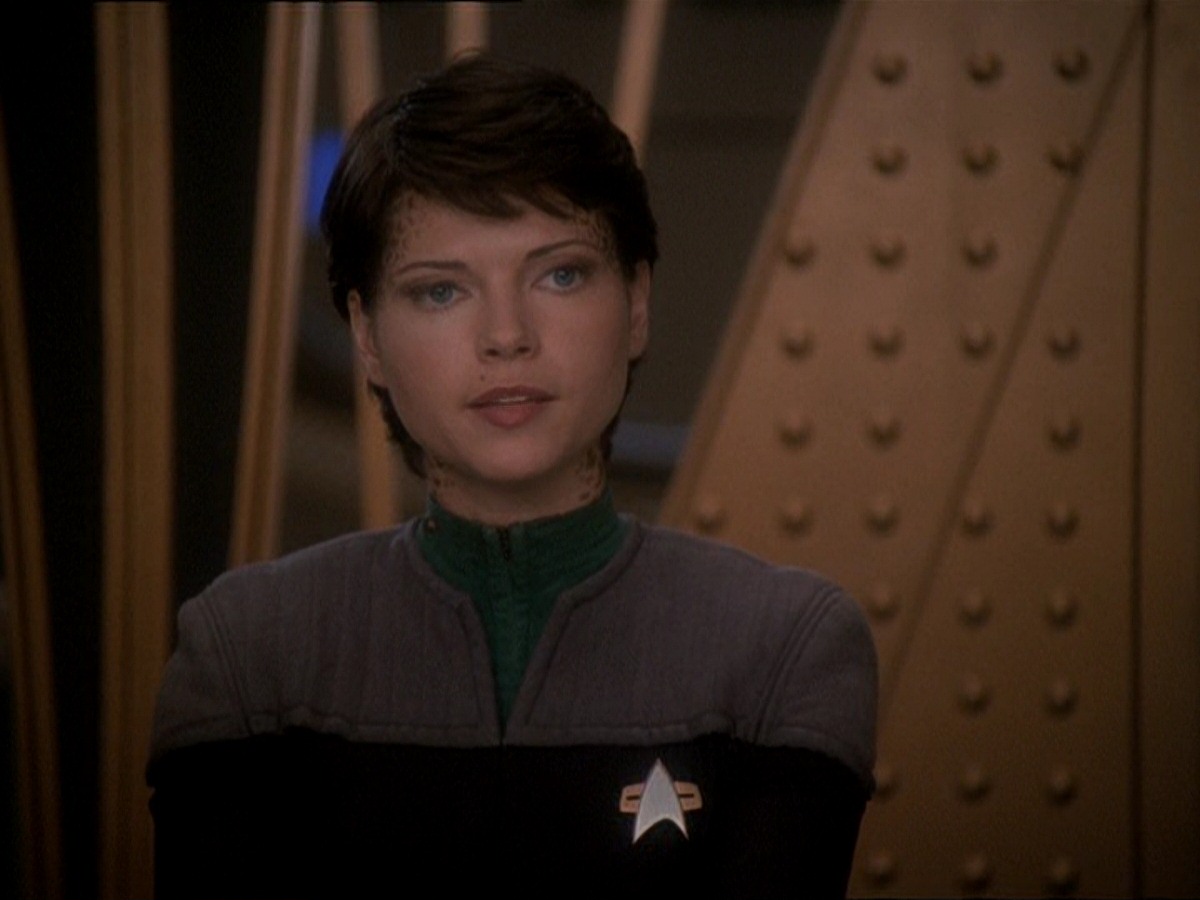 extant_StarTrek_DS9_7x03-Afterimage_2662.jpg