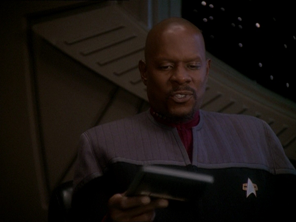 extant_StarTrek_DS9_7x03-Afterimage_2698.jpg