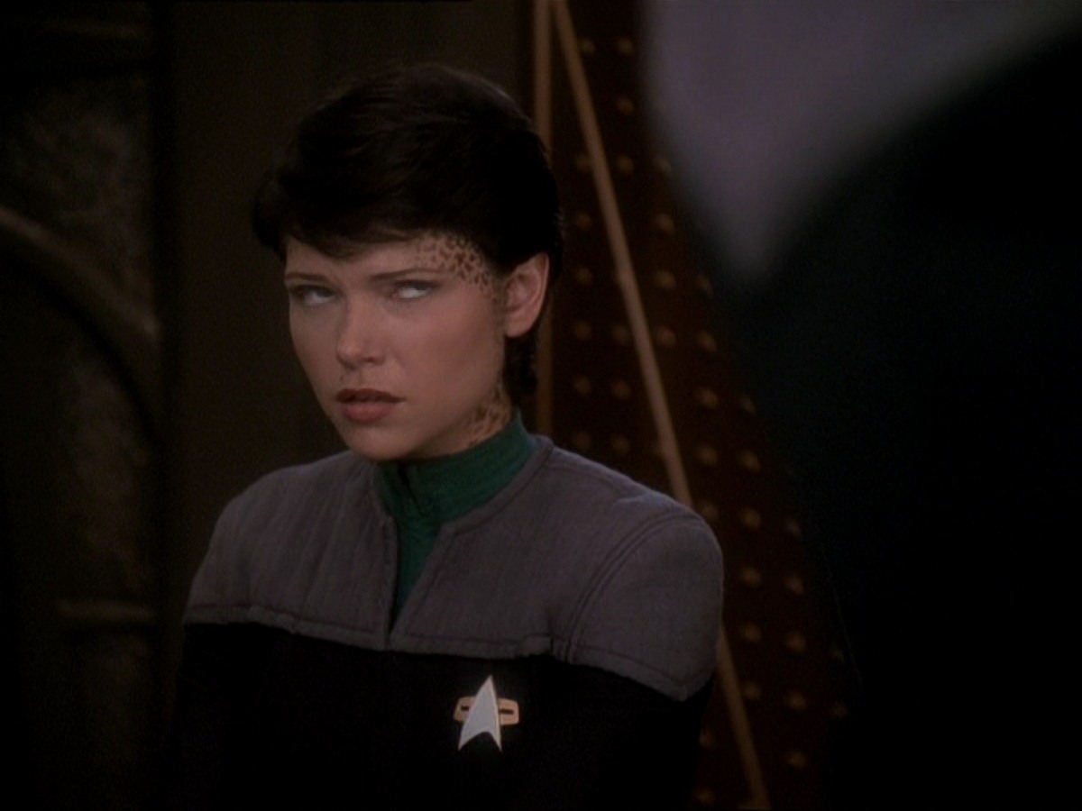 extant_StarTrek_DS9_7x03-Afterimage_2770.jpg