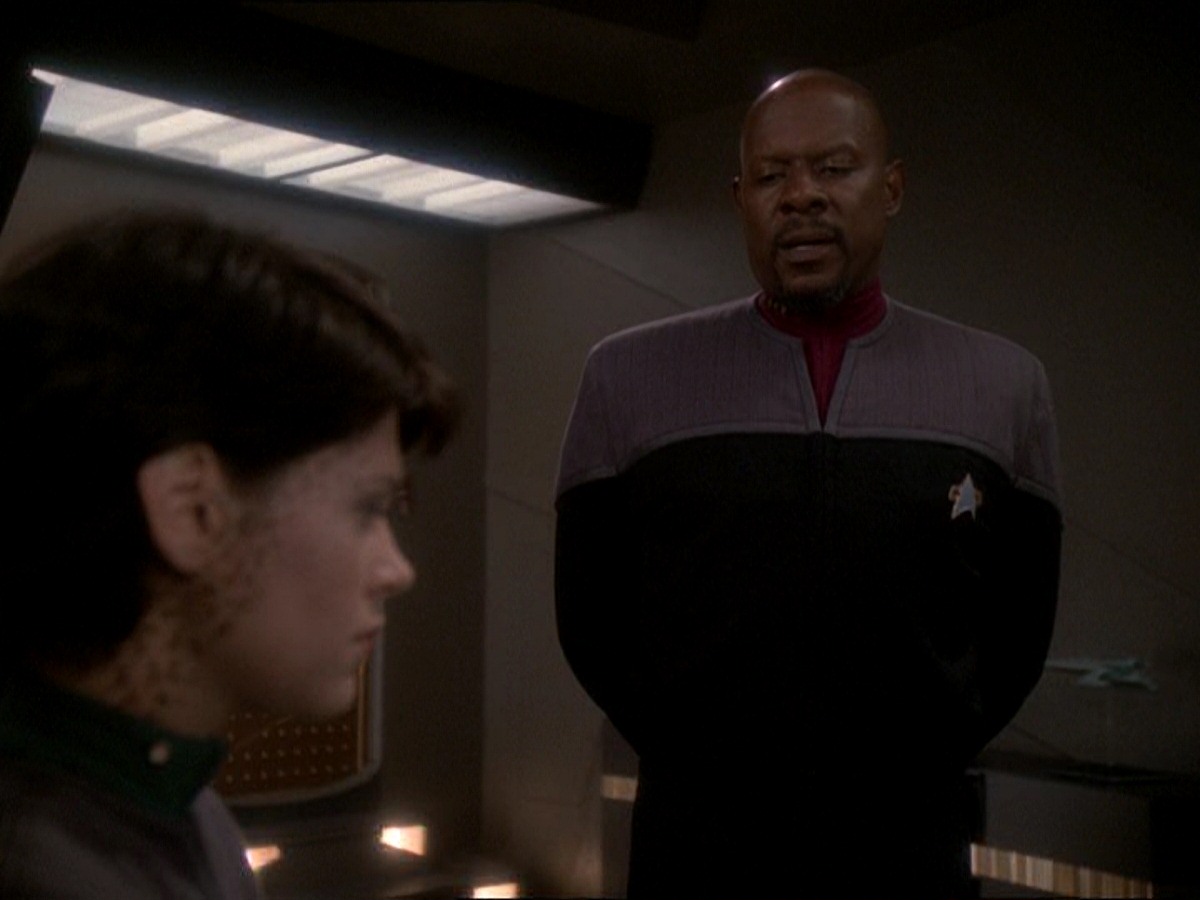 extant_StarTrek_DS9_7x03-Afterimage_2781.jpg