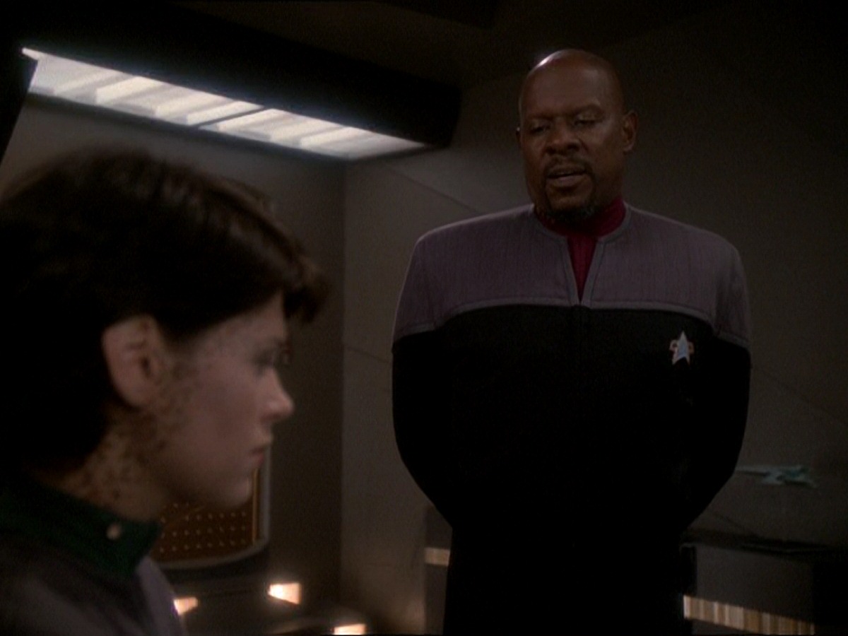 extant_StarTrek_DS9_7x03-Afterimage_2786.jpg