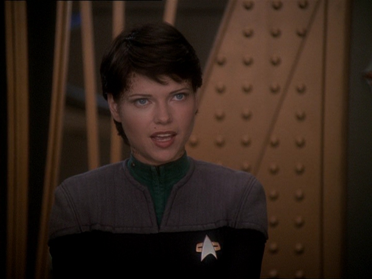extant_StarTrek_DS9_7x03-Afterimage_2795.jpg
